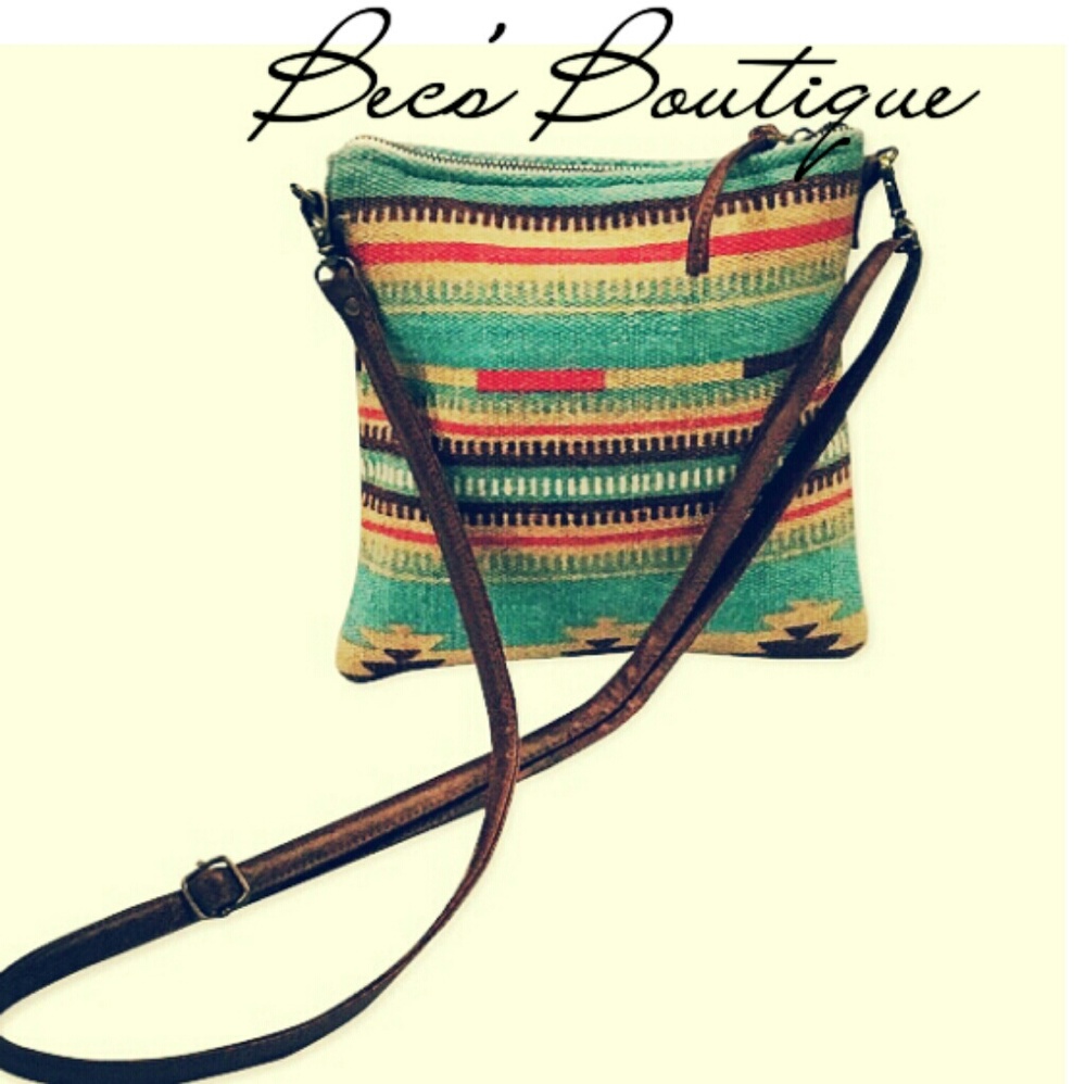 ❌SOLD OUT❌ Fire & Ice Aztec Tribal Crossbody - Picture 1 of 2